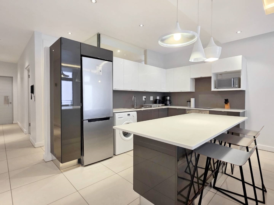 1 Bedroom Property for Sale in Green Point Western Cape